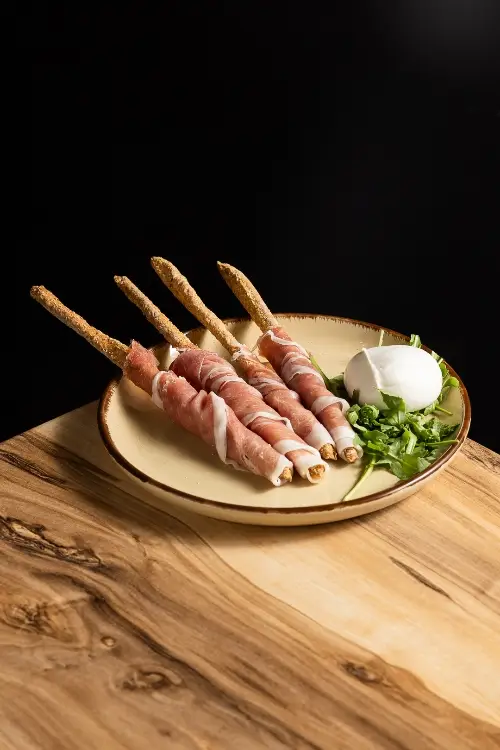 Crudo di Parma e mozzarella di Bufala