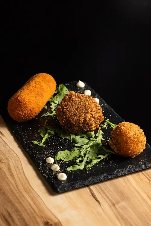 Fritto Misto (arancino, timballo e crocchè)