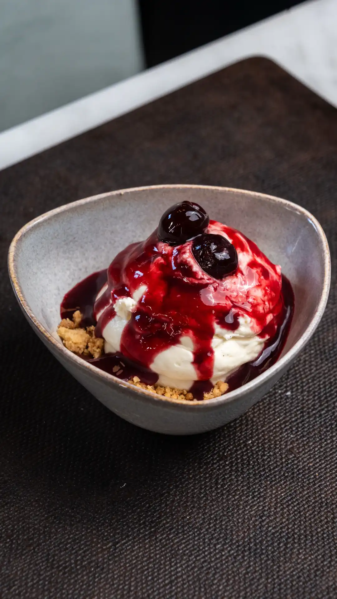 MOUSSE AI FRUTTI DI BOSCO