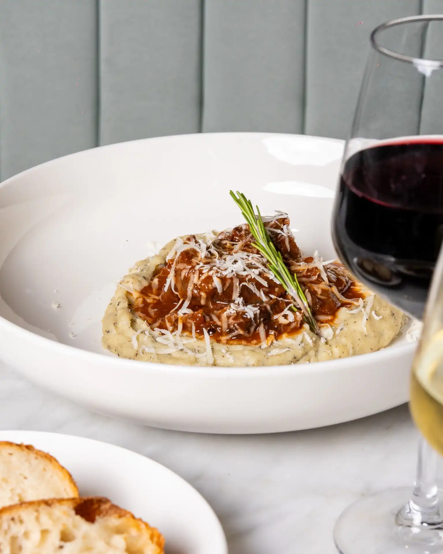 STRACOTTO DI MANZO E PATATE AL TARTUFO