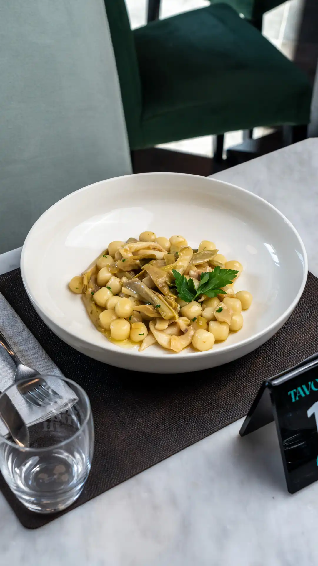 CHICCHETTA SEPPIA E CARCIOFI