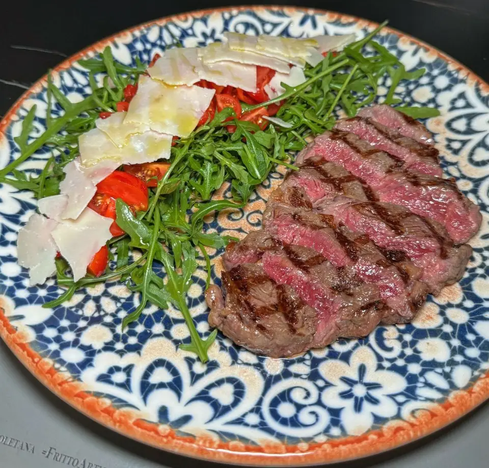 TAGLIATA DI ENTRECOTE