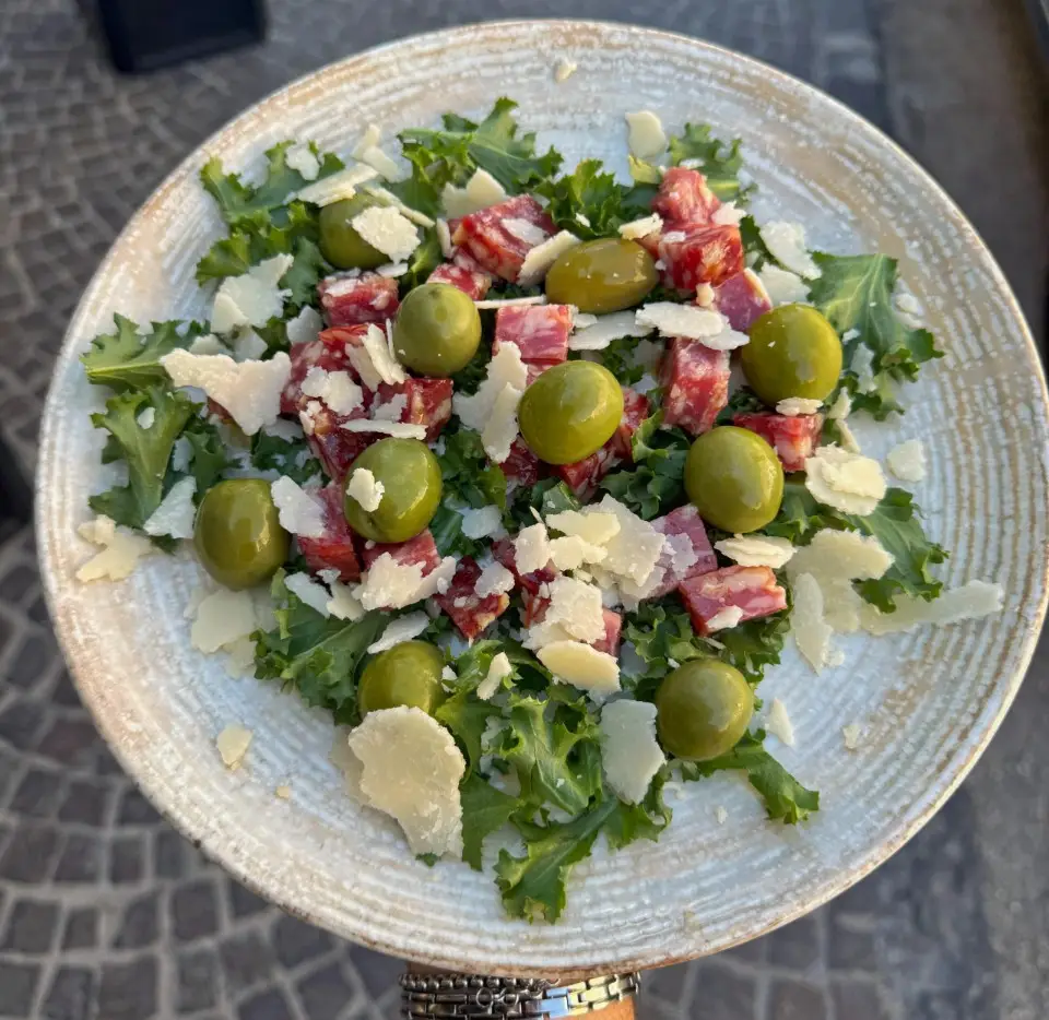 SALAME SOTT'OLIO CON GRANA E OLIVE
