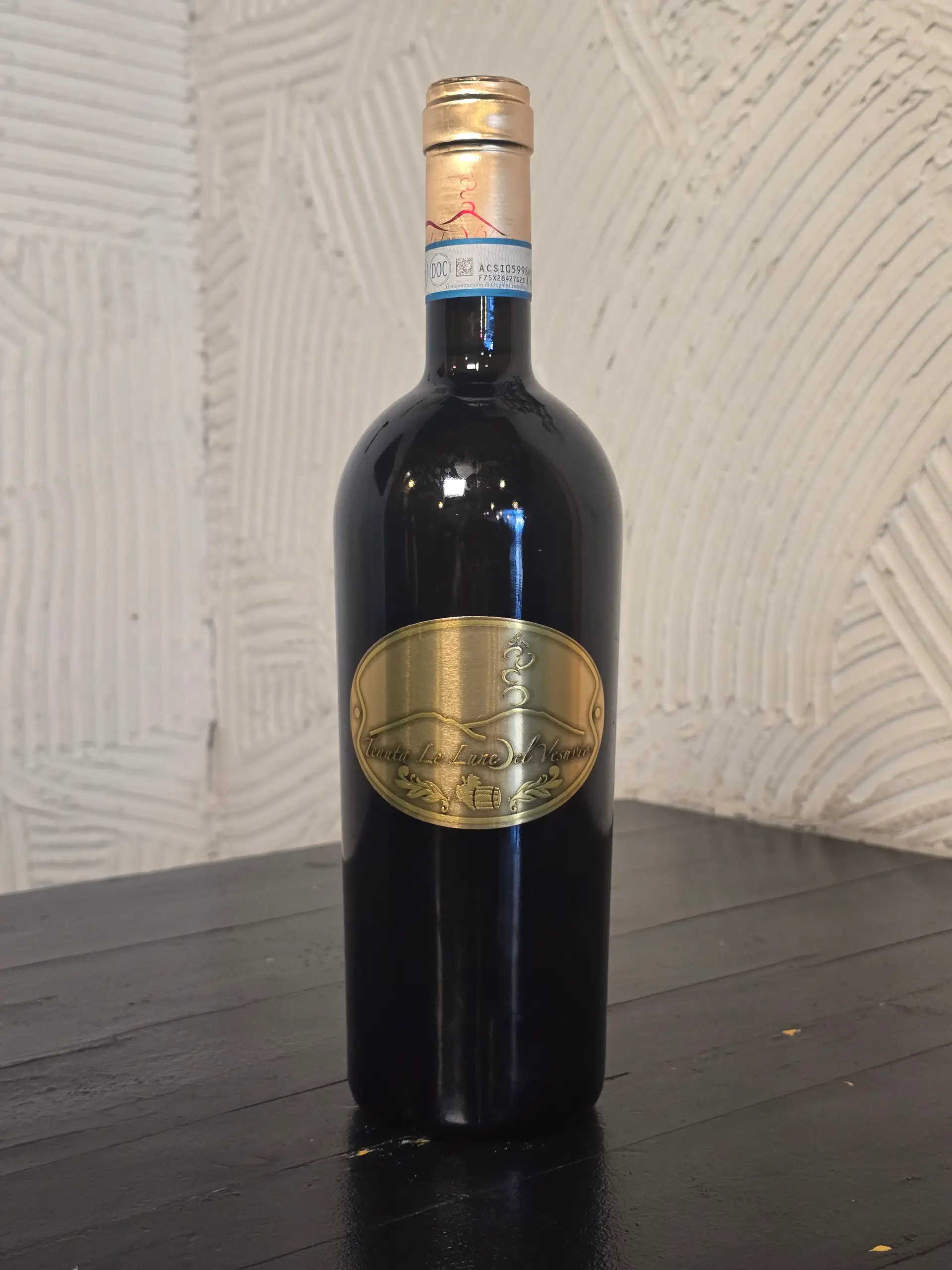 TENUTA LE LUNE DEL VESUVIO | CHRATÉ LACRYMA CHRISTI DEL VESUVIO DOC