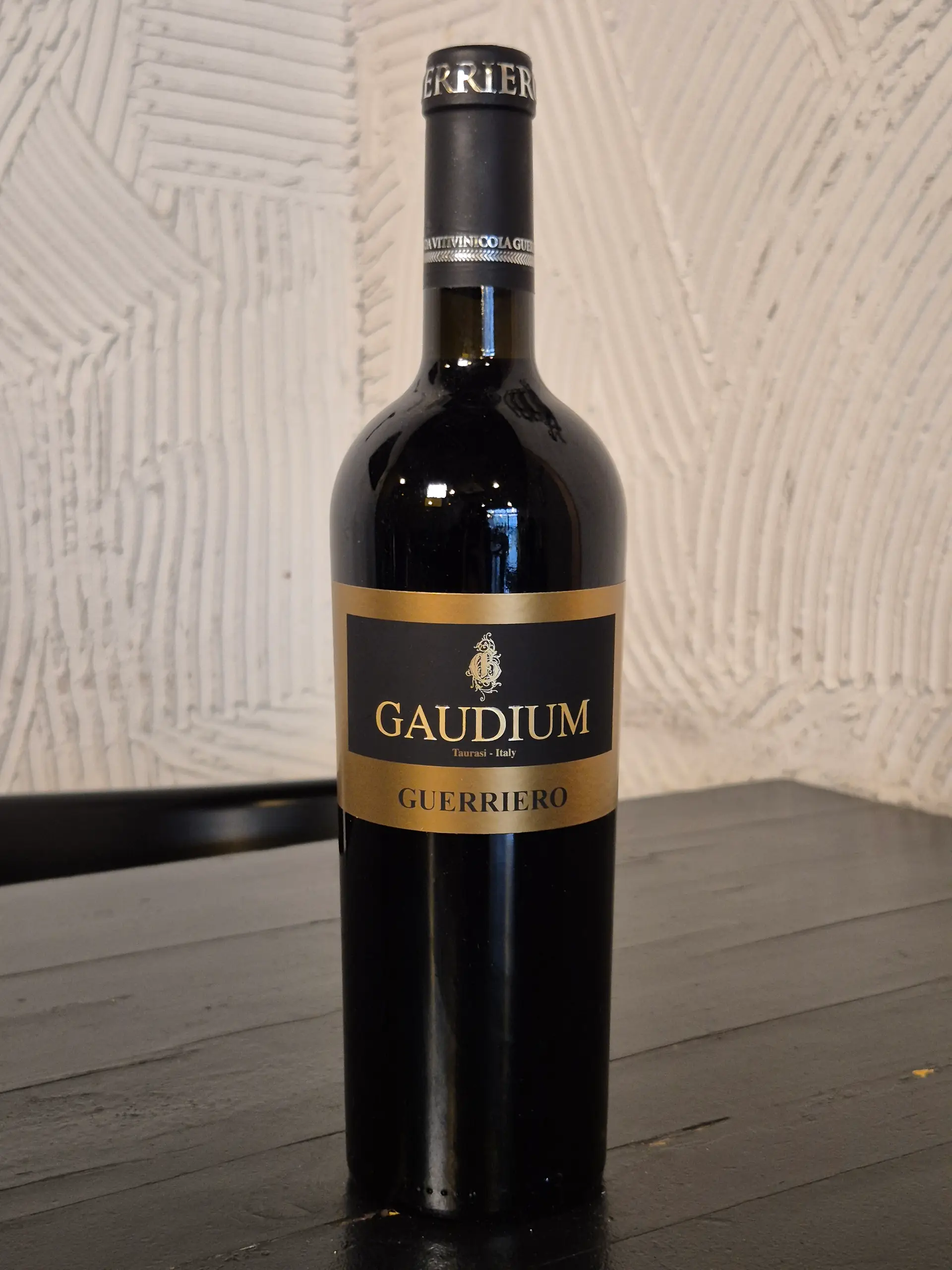 AZIENDA VITIVINICOLA GUERRIERO | GAUDIUM AGLIANICO DOC